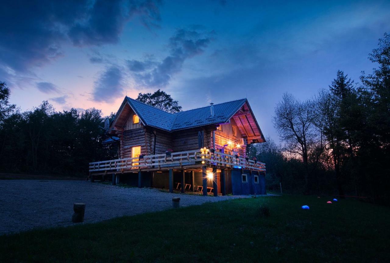 דרז'ניק גראד Woods Lodge Plitvice Lakes מראה חיצוני תמונה