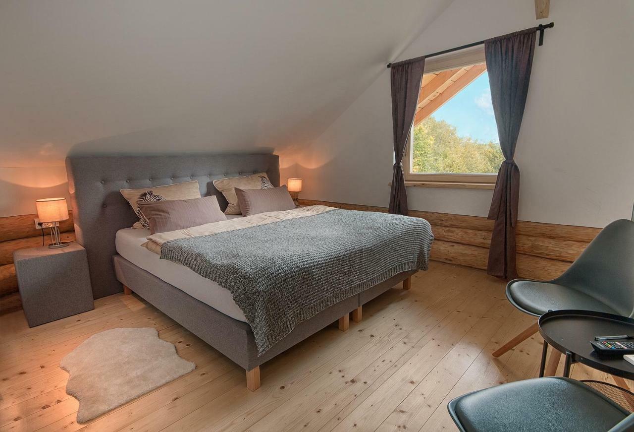 דרז'ניק גראד Woods Lodge Plitvice Lakes מראה חיצוני תמונה