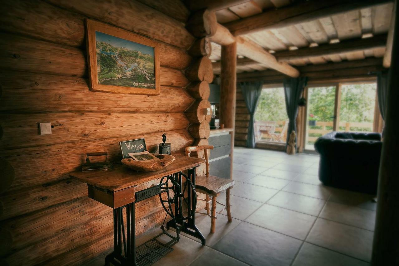 דרז'ניק גראד Woods Lodge Plitvice Lakes מראה חיצוני תמונה